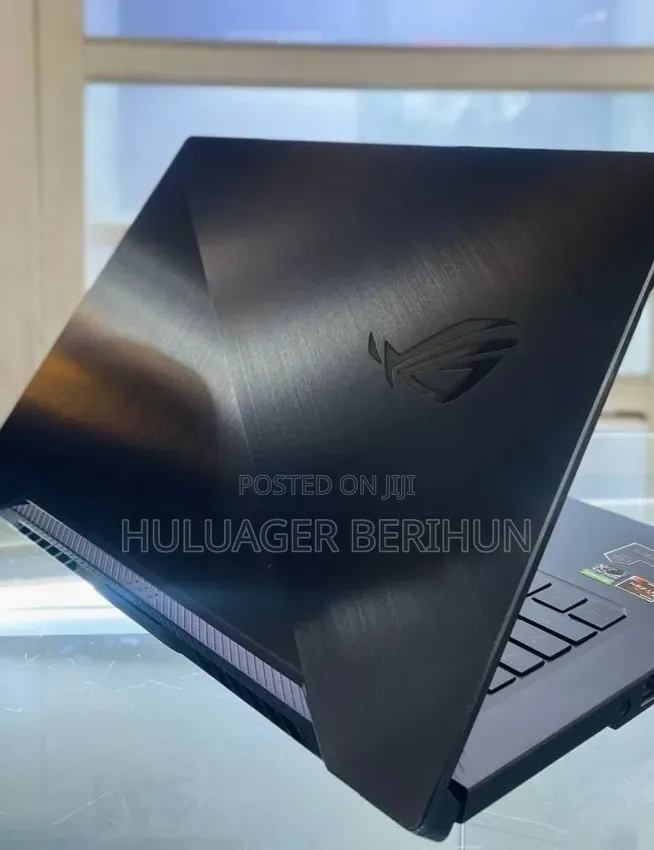 New Laptop Asus ROG Zephyrus G15 16GB AMD Ryzen 7 SSD 512GB