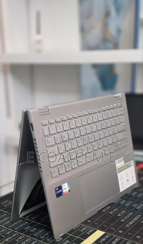 New Laptop Asus VivoBook Flip 14 TP410UA 16GB Intel Core i9 SSD 1T