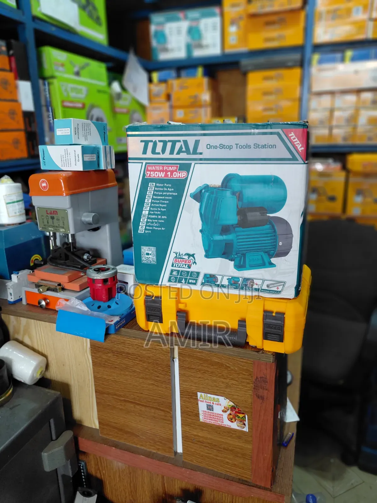 TOTAL Water Pump With Booster 750W (1.0HP)