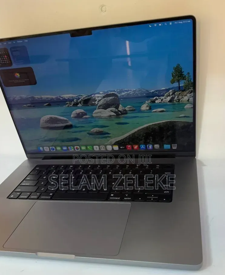 New Laptop Apple MacBook Pro 32GB Apple M1 Pro SSD 512GB