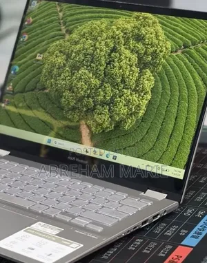 New Laptop Asus VivoBook 15 X505BA 16GB Intel Core i9 SSD 1T