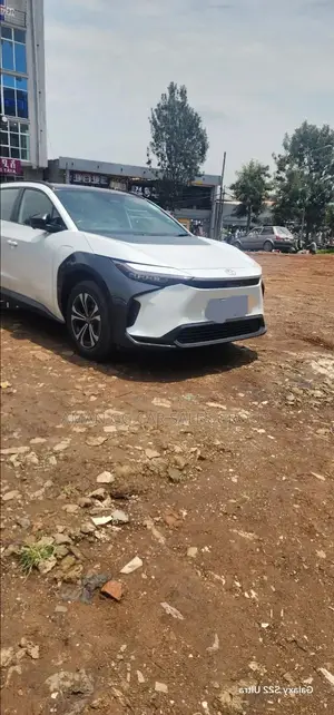 Toyota bZ4X 2022 White
