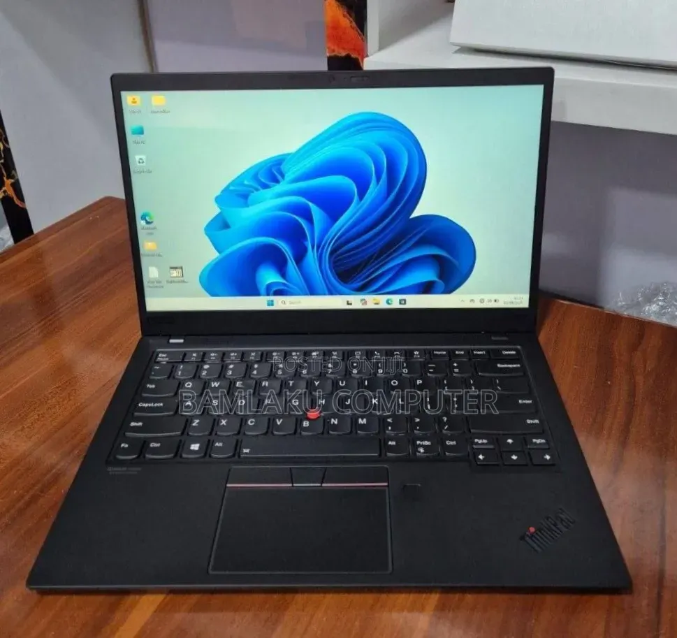 New Laptop Lenovo ThinkPad X1 Carbon 16GB Intel Core i7 SSD 512GB