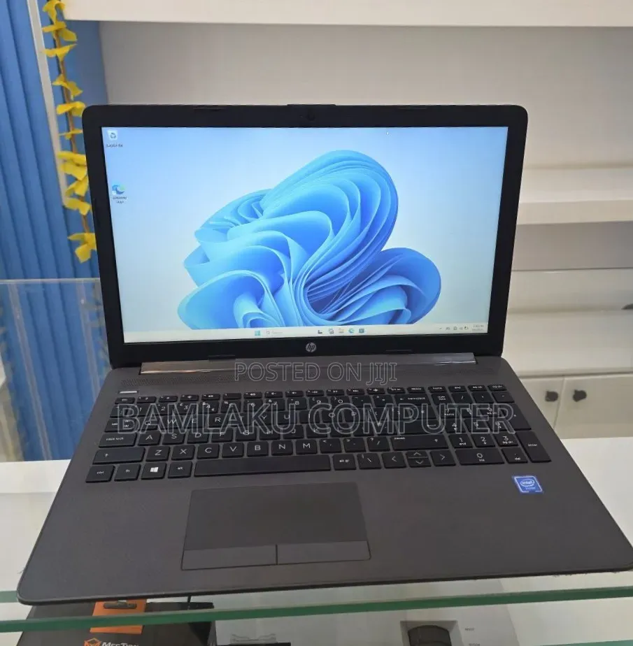 New Laptop HP Stream Notebook 4GB Intel Pentium SSD 128GB