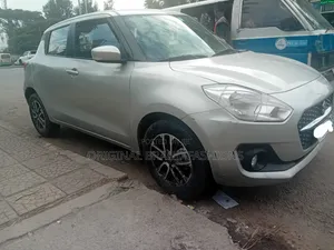 Suzuki Swift 2021 Silver