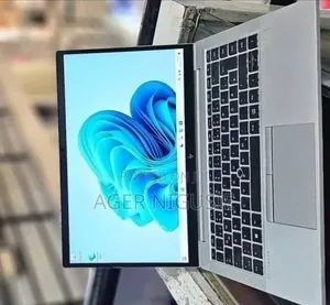 New Laptop HP EliteBook 840 16GB Intel Core i5 SSD 512GB