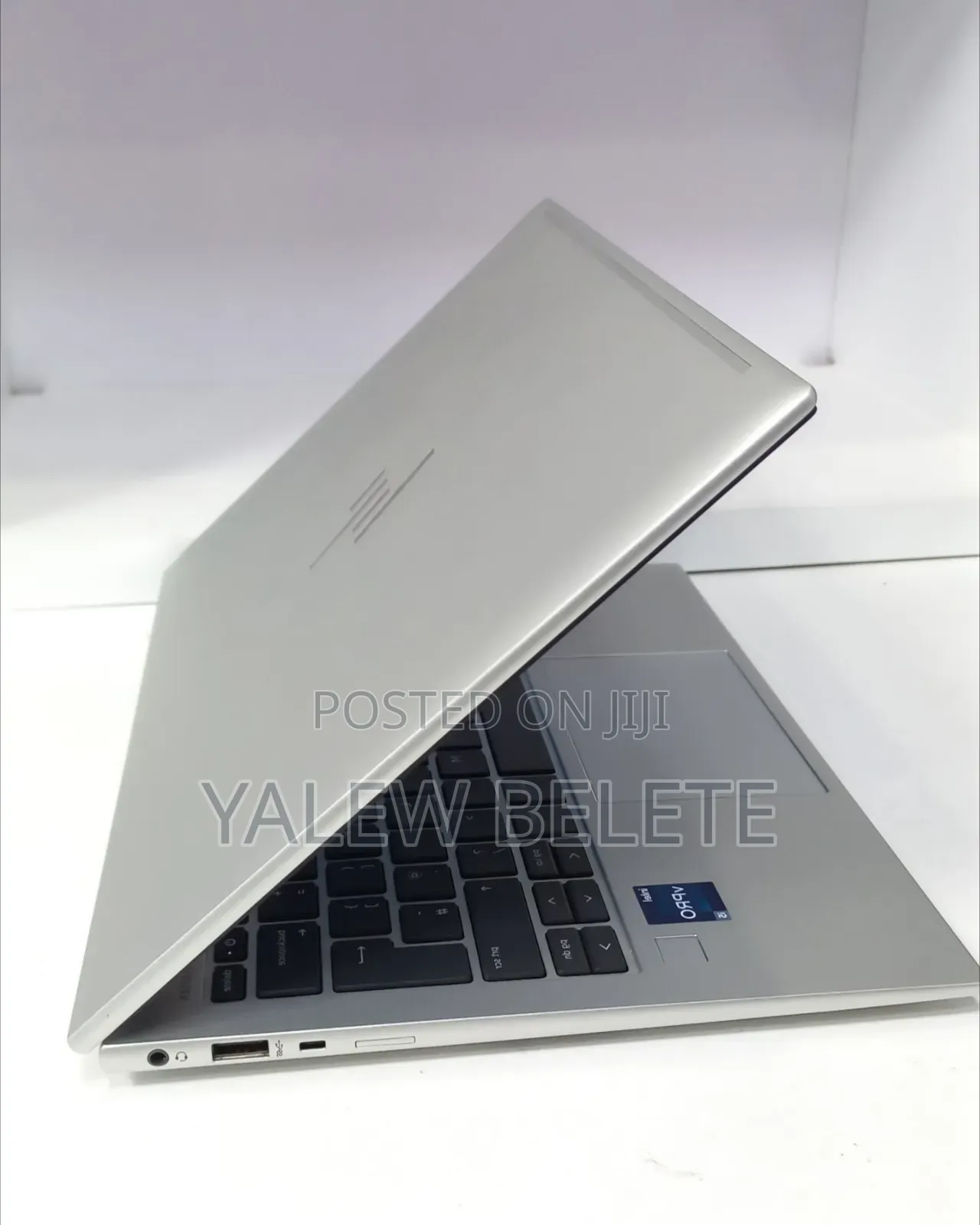 New Laptop HP EliteBook 830 G9 16GB Intel Core i5 SSD 512GB