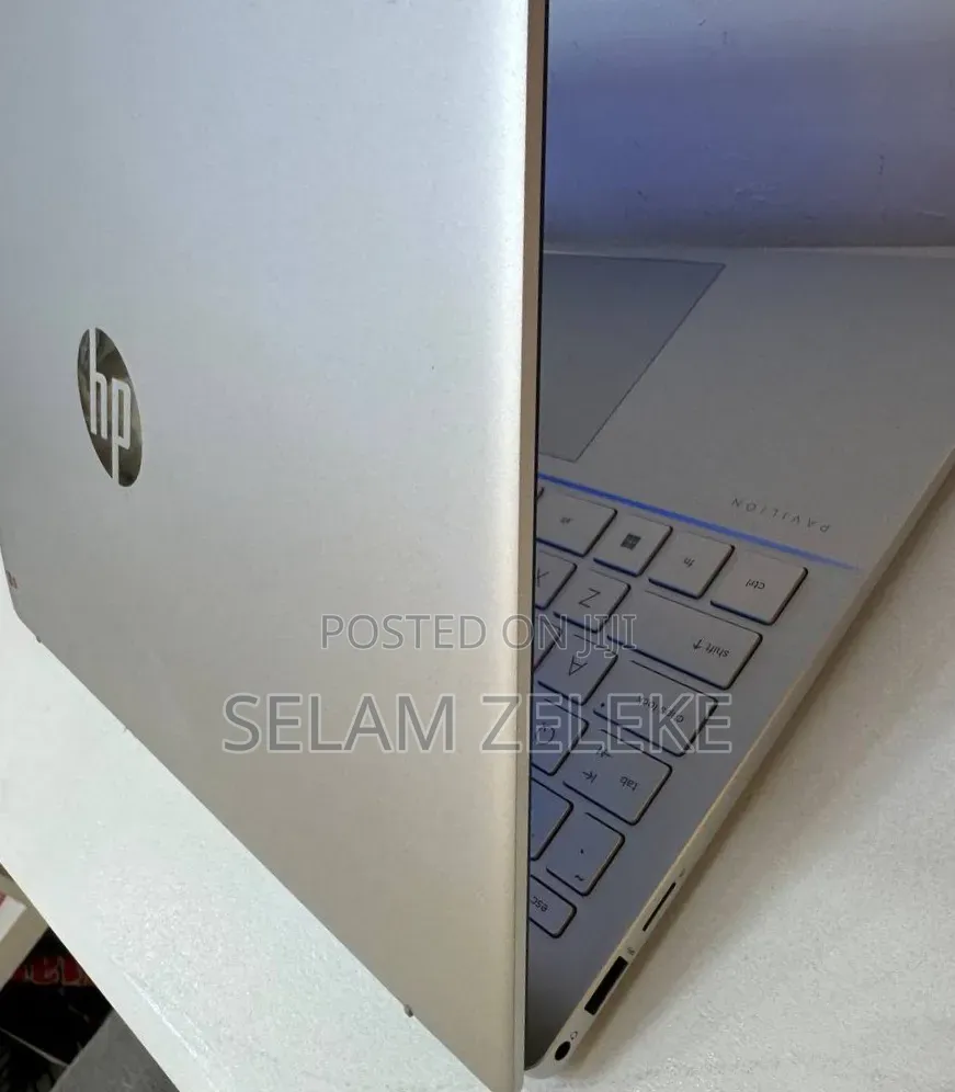 New Laptop HP 16GB Intel Core i5 SSD 512GB