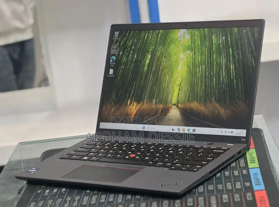 New Laptop Lenovo 16GB Intel Core i7 SSD 512GB