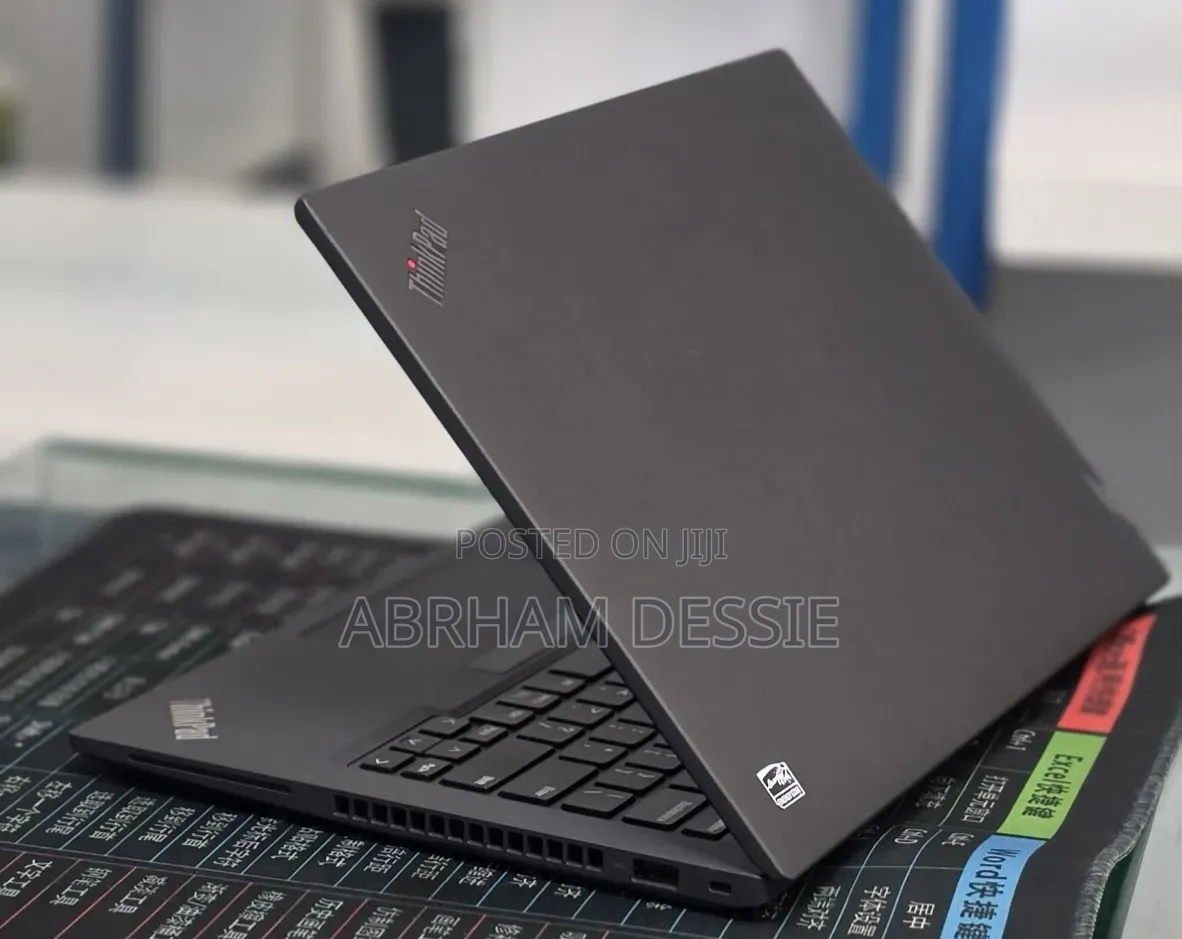 New Laptop Lenovo 16GB Intel Core i7 SSD 512GB