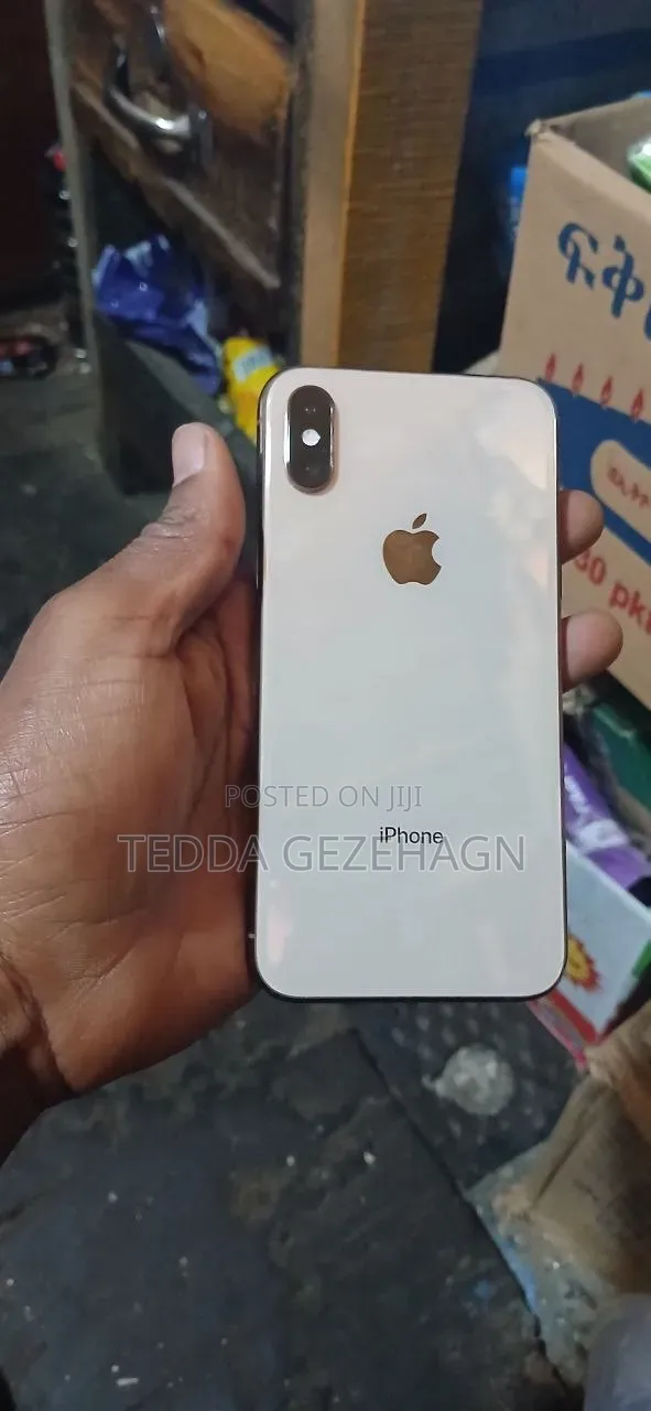 Apple iPhone XS 64 GB White
