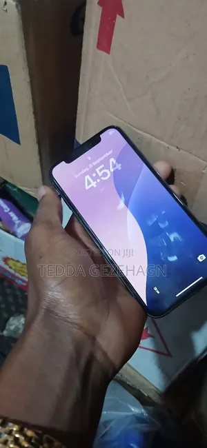 Apple iPhone XS 64 GB White