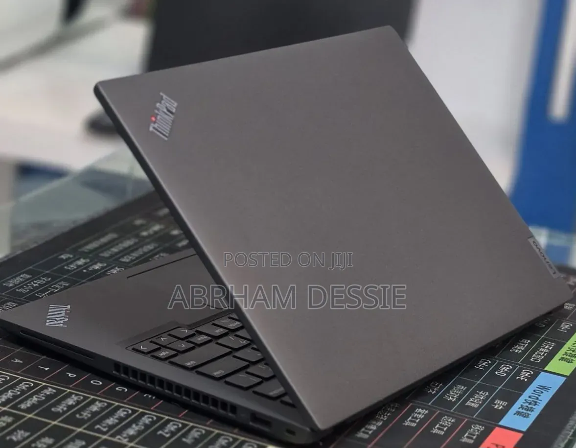 New Laptop Lenovo 16GB Intel Core i7 SSD 512GB