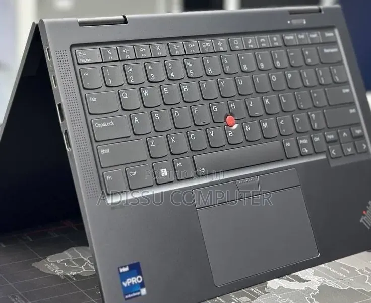 New Laptop Lenovo ThinkPad X1 Yoga 32GB Intel Core i7 SSD 512GB