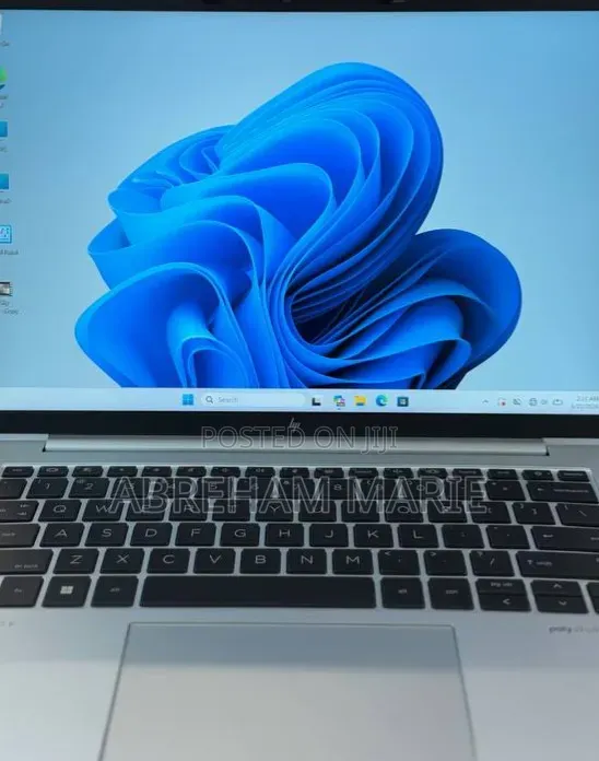 New Laptop HP EliteBook 840 10 16GB Intel Core i7 SSD 512GB