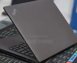New Laptop Lenovo ThinkPad T14 16GB Intel Core i7 SSD 512GB