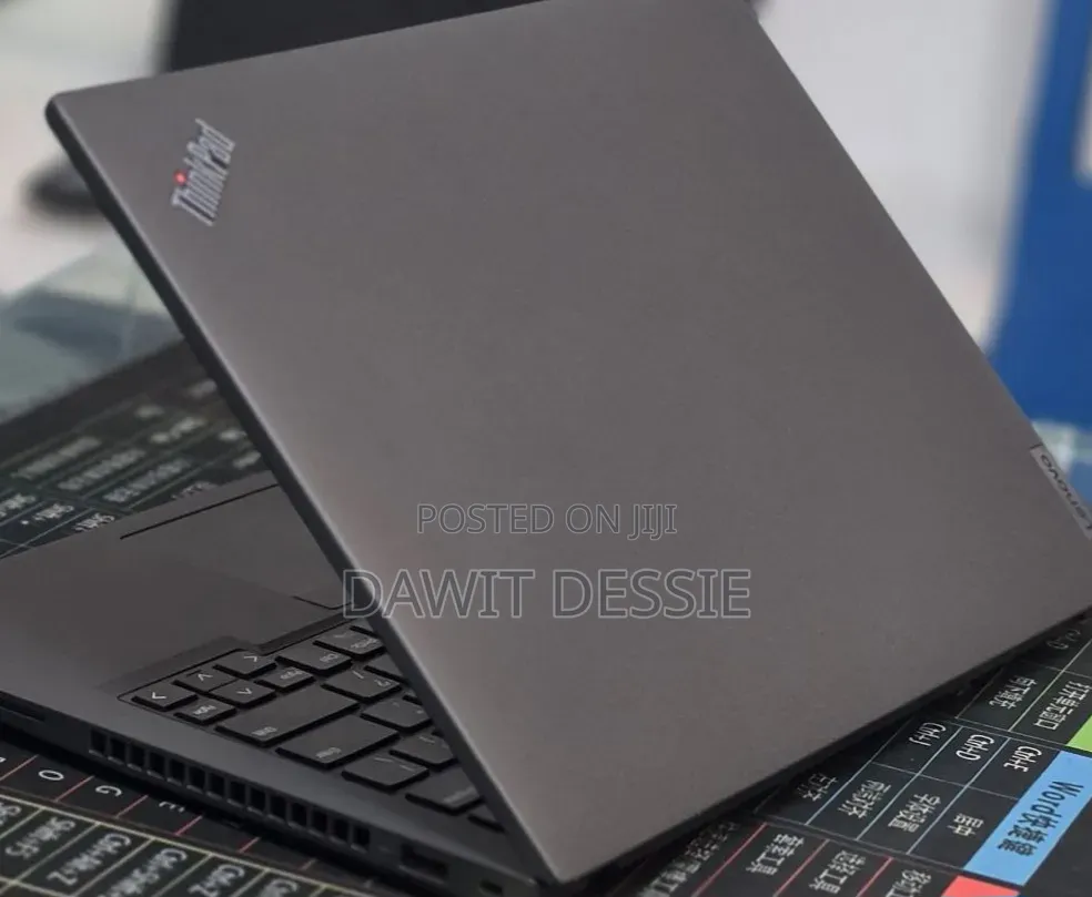 New Laptop Lenovo ThinkPad T14 16GB Intel Core i7 SSD 512GB
