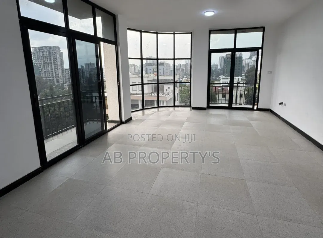 Furnished 3bdrm Apartment in ቦሌ ሩዋንዳ, Bole for sale