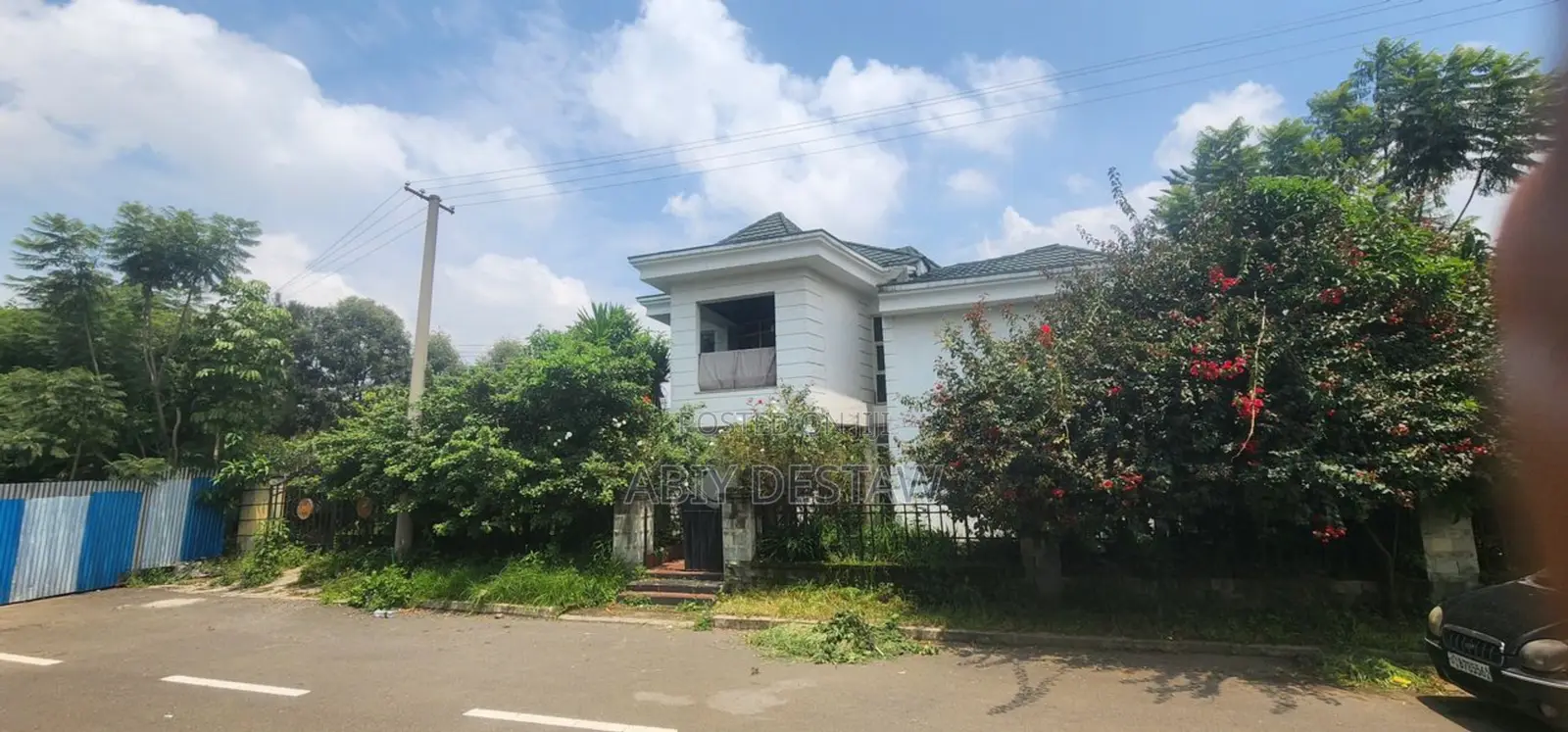 4bdrm House in Mender Real Estate, Bole for sale