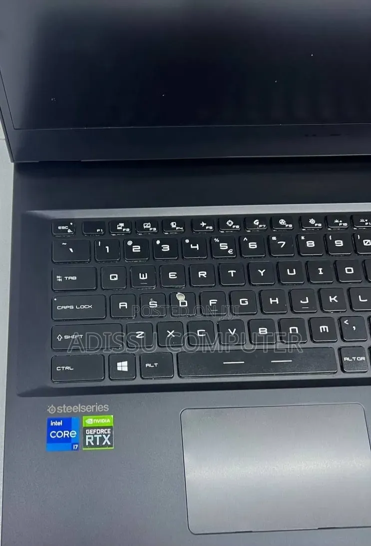 New Laptop MSI GP75 Leopard 16GB Intel Core i7 SSD 1T