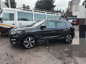 Nissan Qashqai 2017 Black