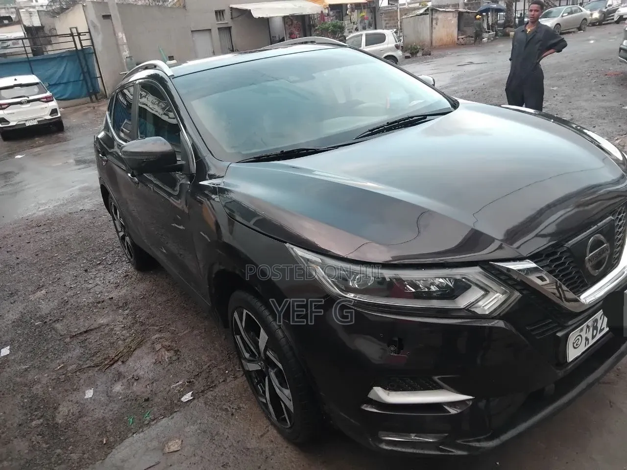 Nissan Qashqai 2017 Black