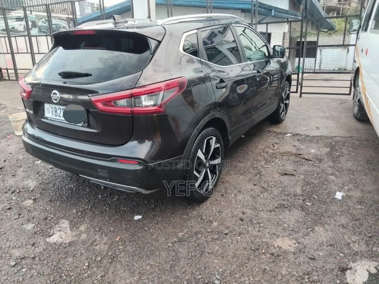Nissan Qashqai 2017 Black