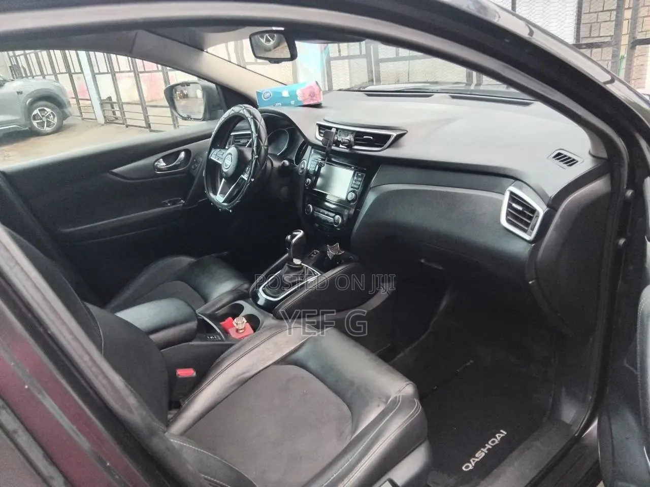 Nissan Qashqai 2017 Black