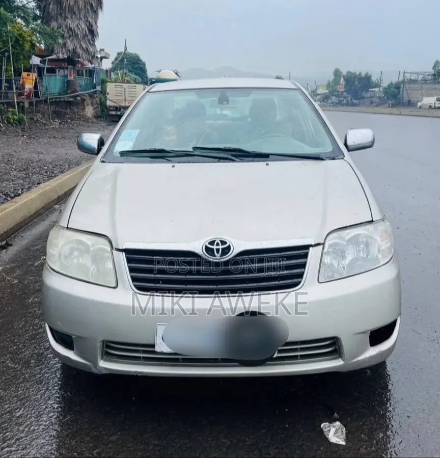 Toyota Corolla 2005 White