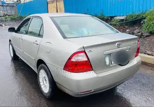 Toyota Corolla 2005 White