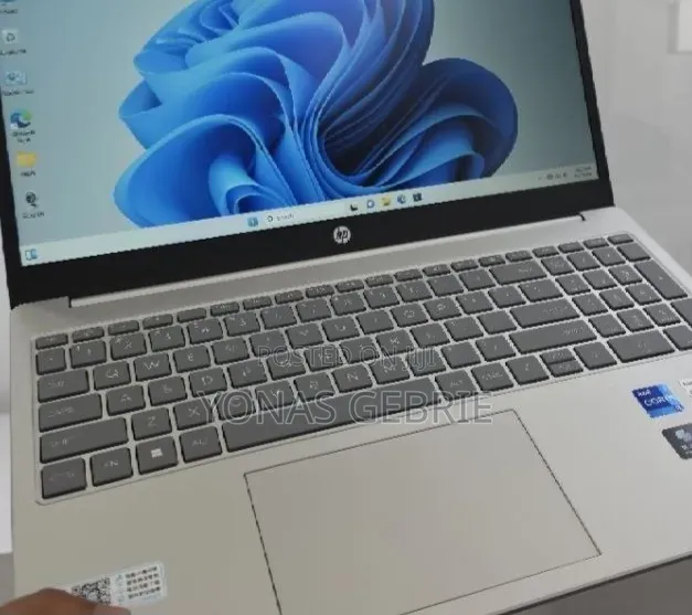 New Laptop HP Stream Notebook 16GB Intel Core i7 SSD 512GB