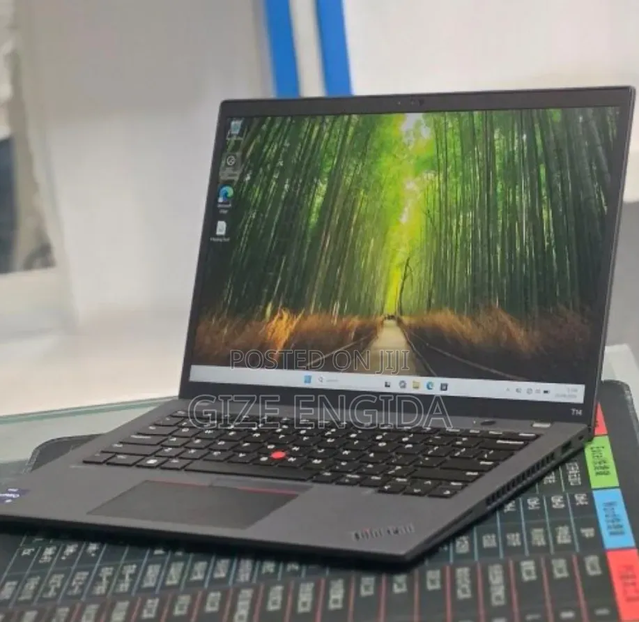New Laptop Lenovo ThinkPad T14 G4 16GB Intel Core i7 SSD 512GB