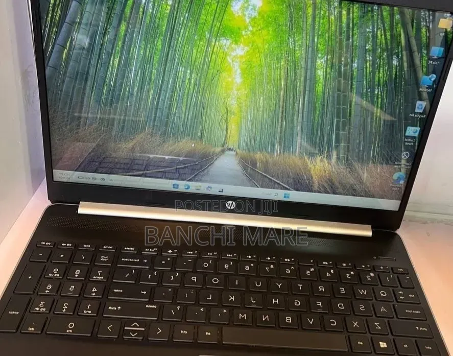 New Laptop HP Stream Notebook 8GB Intel Core i7 SSD 256GB