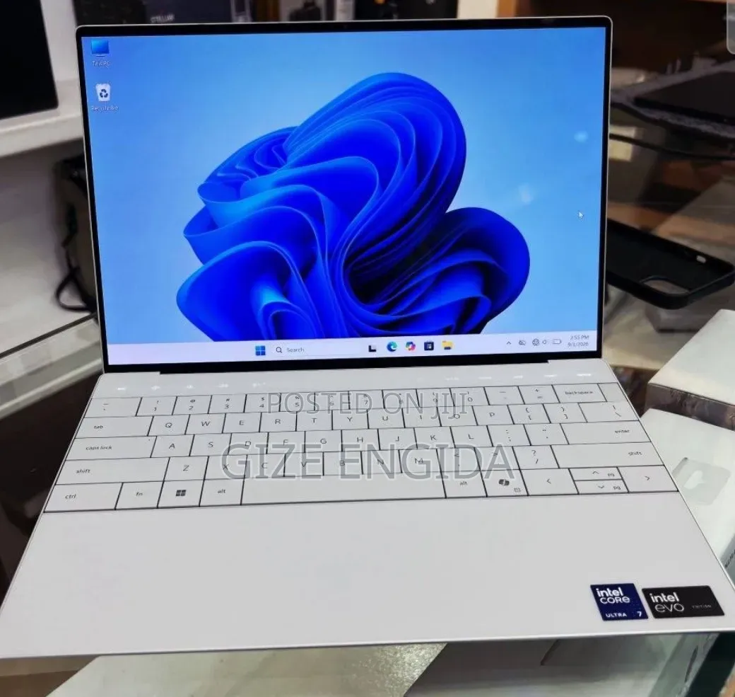 New Laptop Dell XPS 13 16GB Intel Core Ultra 7 SSD 512GB