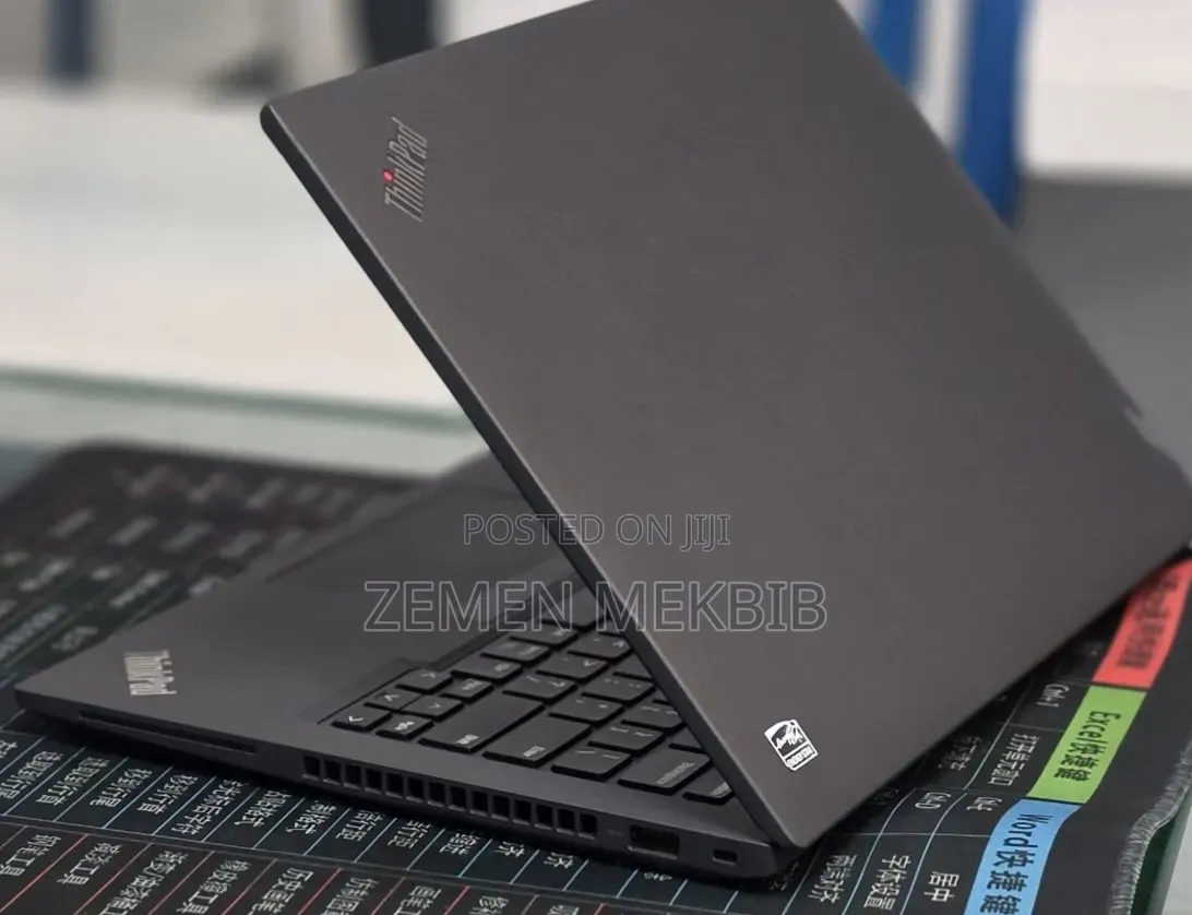 New Laptop Lenovo ThinkPad T14 16GB Intel Core i7 SSD 512GB