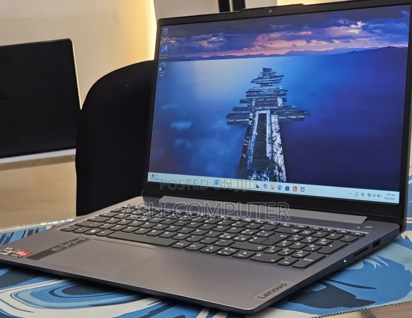 New Laptop Lenovo 16GB AMD Ryzen 5 SSD 512GB