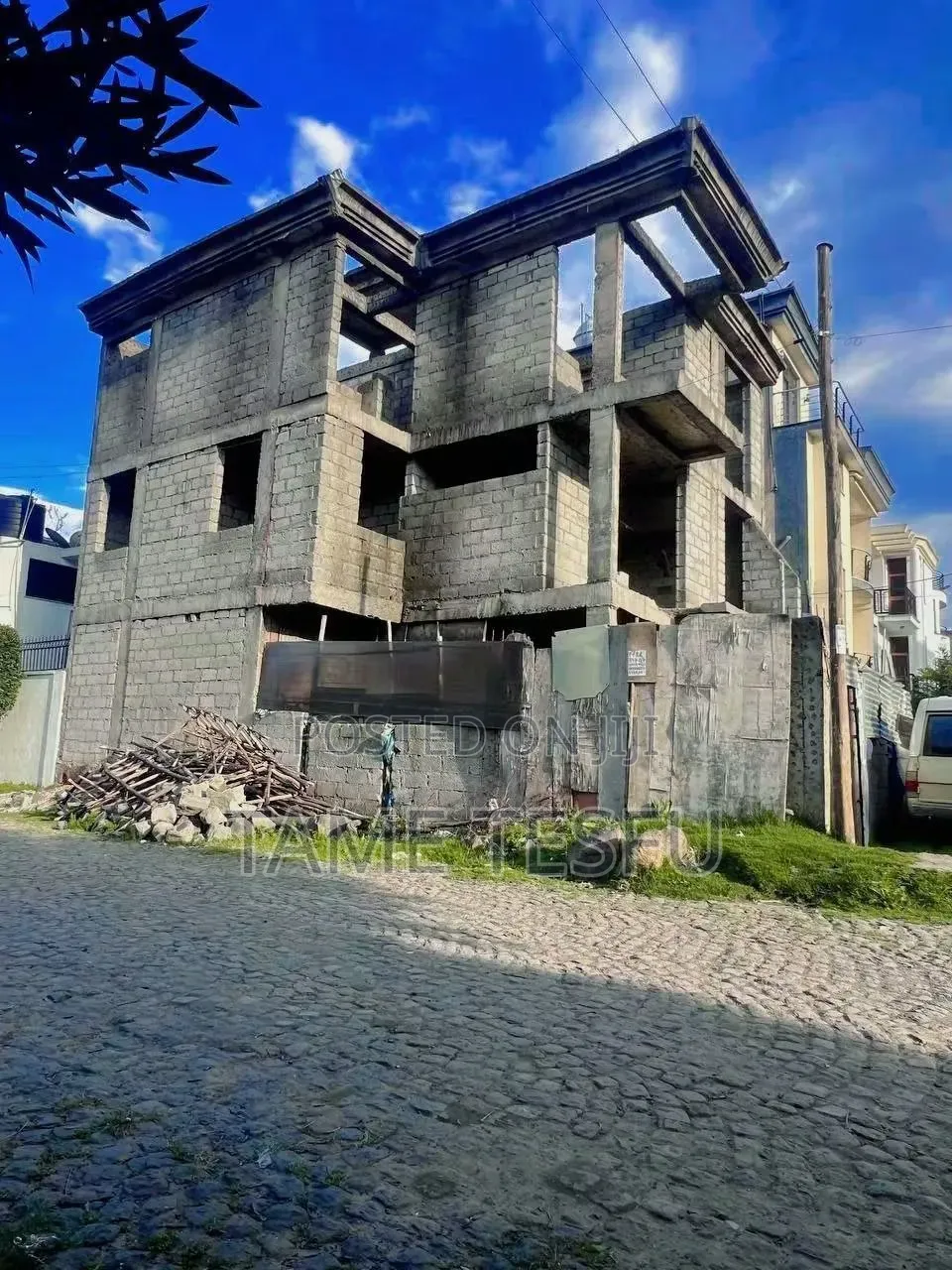 Furnished 5bdrm House in ሀያት, Bole for Sale