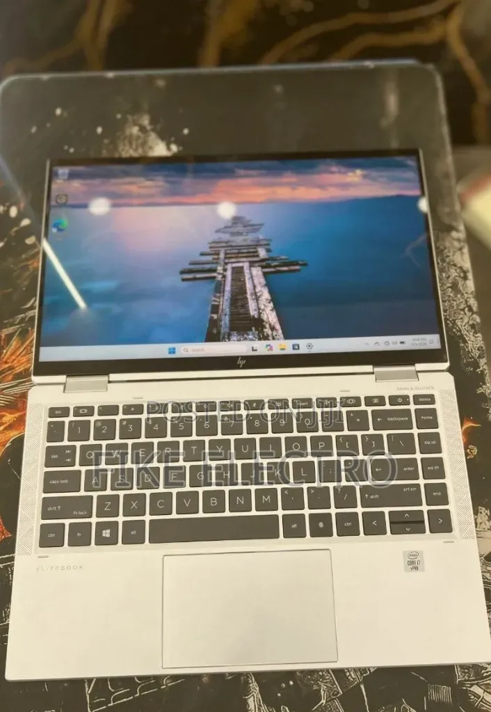 New Laptop HP EliteBook x360 1040 G7 16GB Intel Core i7 SSD 512GB