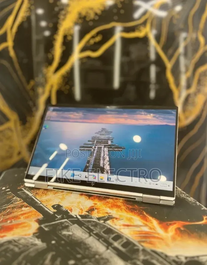 New Laptop HP EliteBook x360 1040 G7 16GB Intel Core i7 SSD 512GB