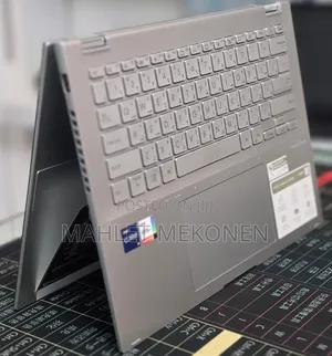 New Laptop Asus VivoBook S301LP 16GB Intel Core i9 SSD 1T