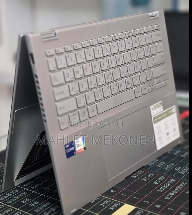 New Laptop Asus VivoBook S301LP 16GB Intel Core i9 SSD 1T