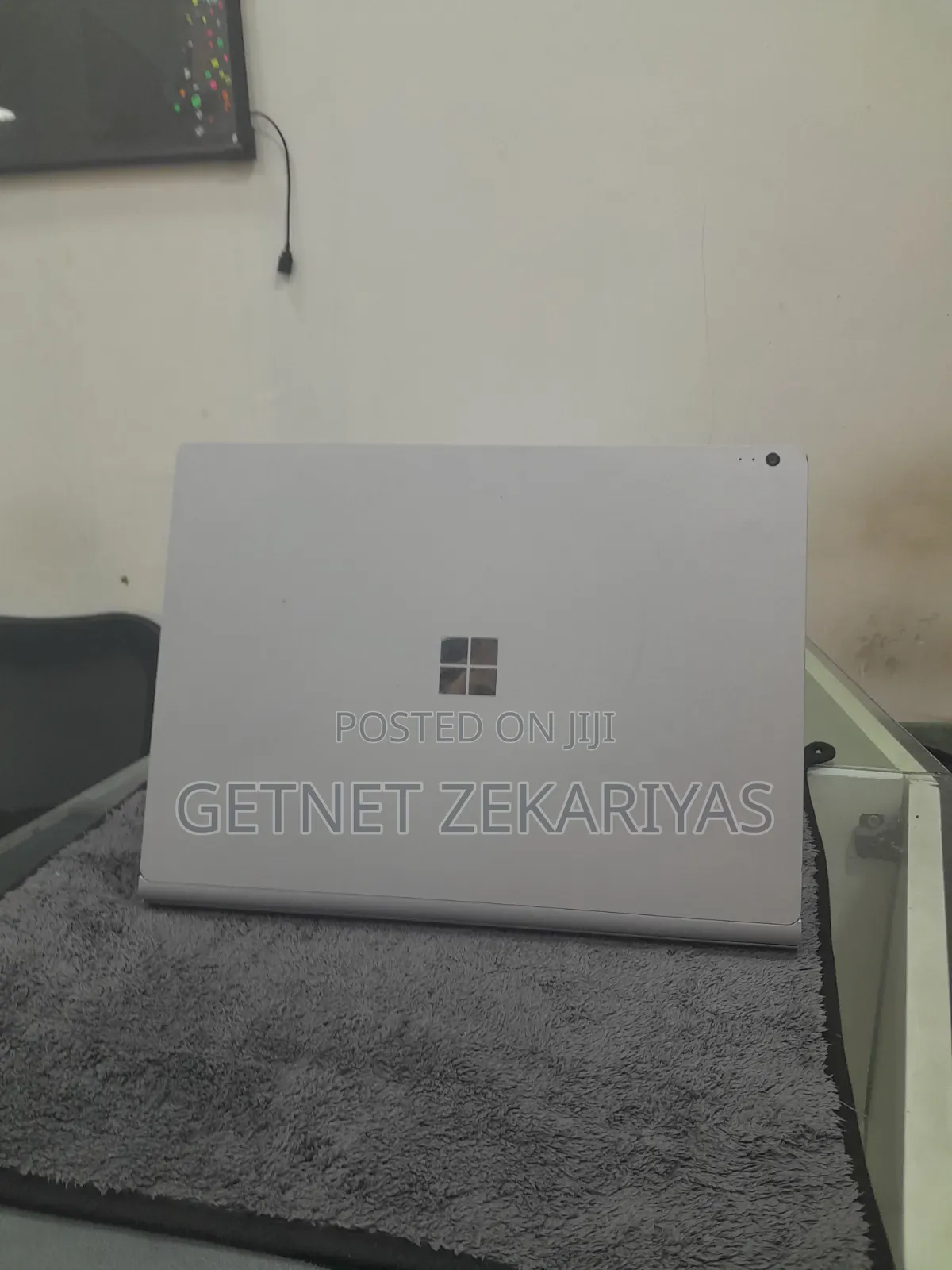 New Laptop Microsoft Surface Book 8GB Intel Core i5 SSD 256GB