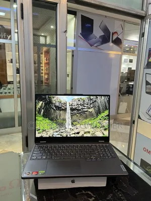 New Laptop Lenovo Legion 5i 16GB AMD Ryzen 5 SSD 512GB