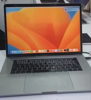 New Laptop Apple MacBook Pro 2017 16GB Intel Core i7 SSD 512GB