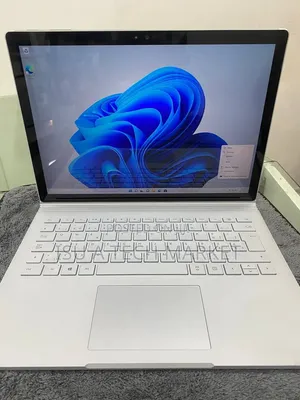New Laptop Microsoft Surface 8GB Intel Core i5 SSD 128GB