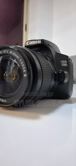 Canon 250D