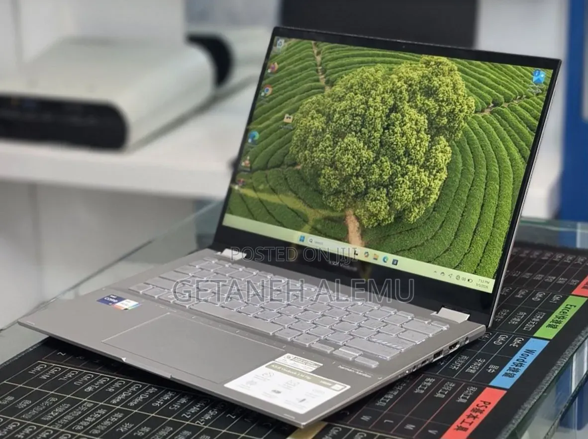 New Laptop Asus VivoBook 15 X505BA 16GB Intel Core i9 SSD 1T