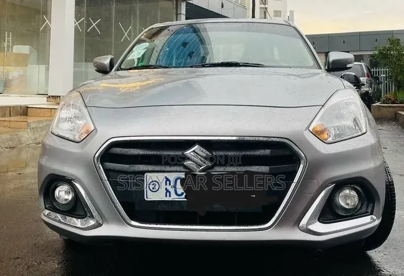 Suzuki Dzire 2022 Silver