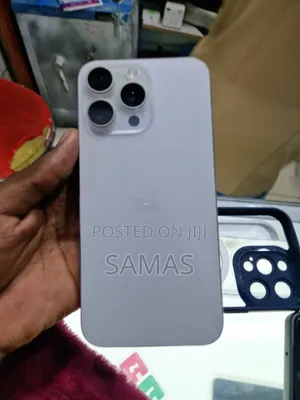 New Apple iPhone 15 Pro Max 256 GB White