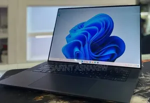 New Laptop Dell Precision 5540 16GB Intel Core i7 SSD 512GB